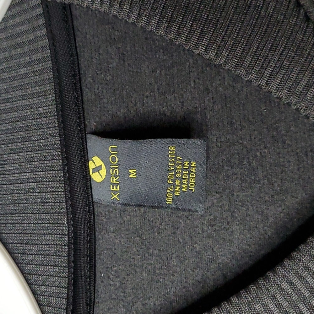 Xersion Lightweight Jacket - image 3